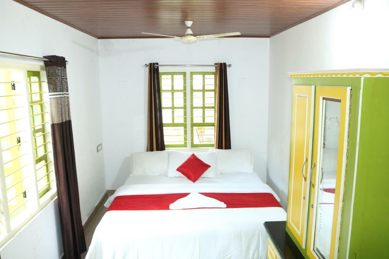 Marayoor Holidays Maraiyur Bagian luar foto